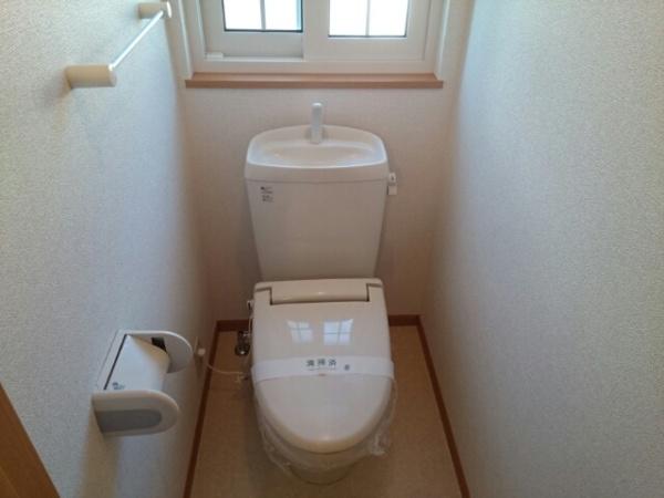 八街市八街ほのアパート