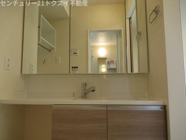 印旛郡酒々井町中川のアパート