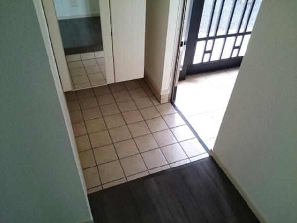 成田市並木町のアパート