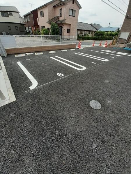 四街道市大日のアパート