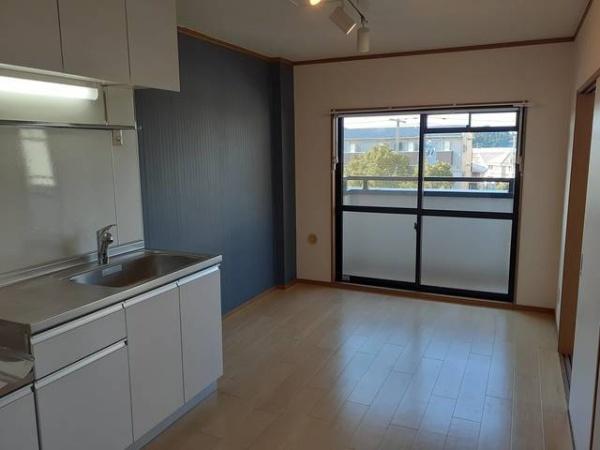 成田市公津の杜３丁目のマンション