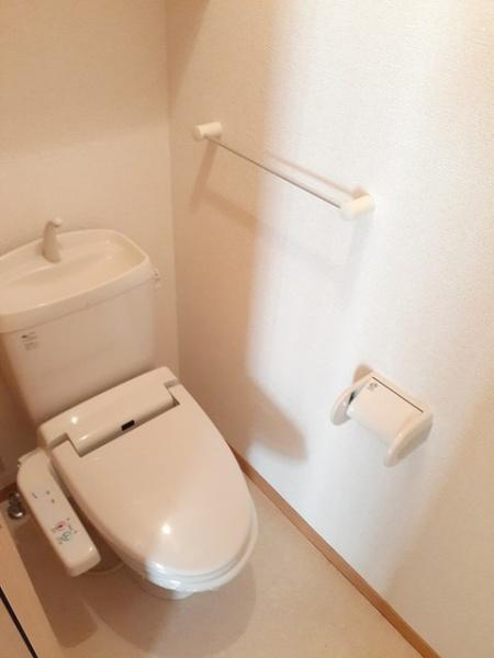 八街市八街ほのアパート