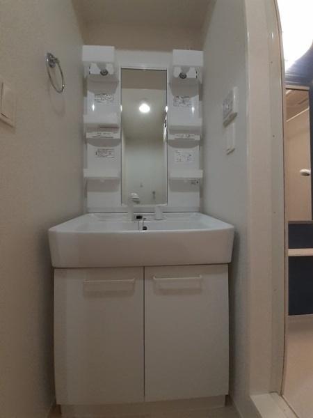 四街道市大日のアパート