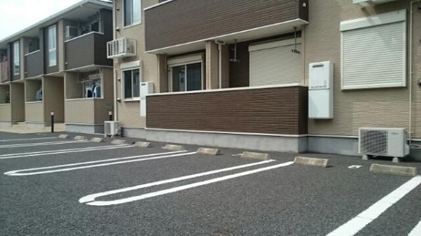四街道市大日のアパート
