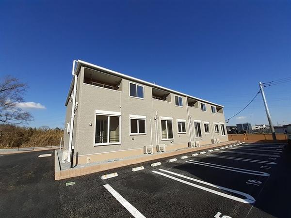 四街道市内黒田のアパート