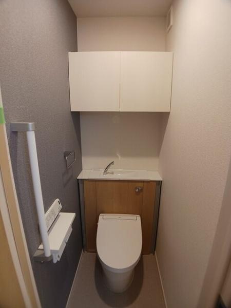 四街道市鹿渡のアパート