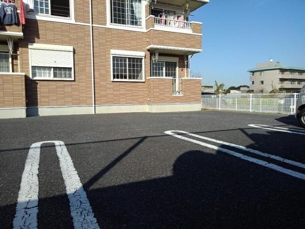 四街道市鹿放ケ丘のアパート