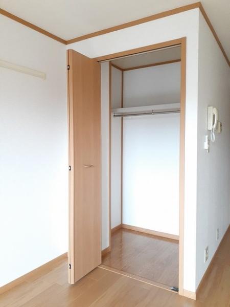成田市飯田町のマンション
