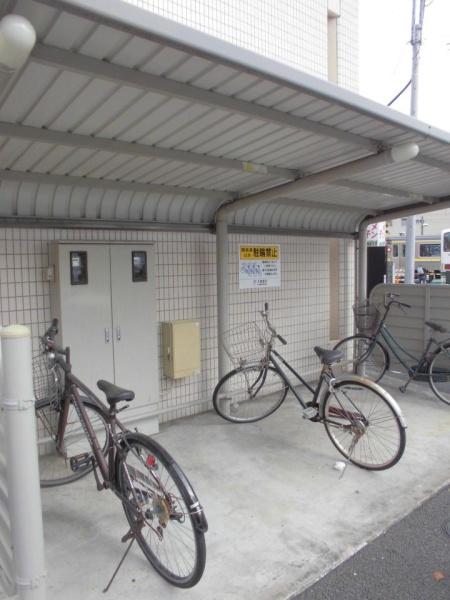 四街道市鹿渡のマンション