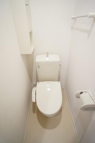 四街道市鹿放ケ丘のアパート