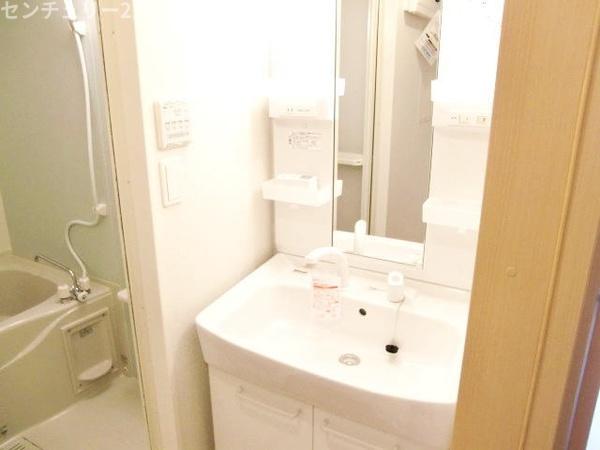佐倉市城内町のアパート
