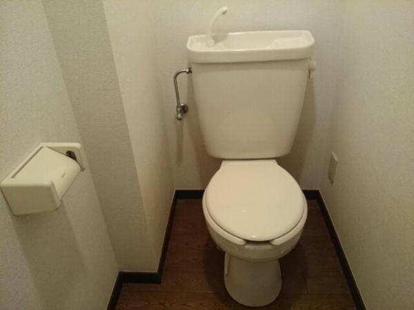 八街市八街ほのアパート