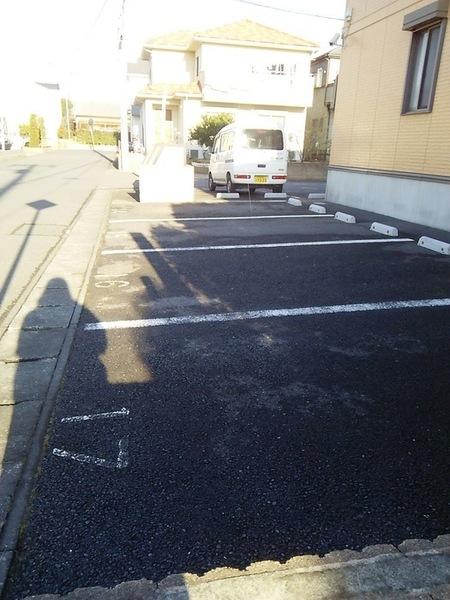 四街道市もねの里３丁目のアパート