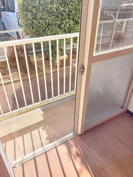 八街市榎戸のアパート(バルコニー)