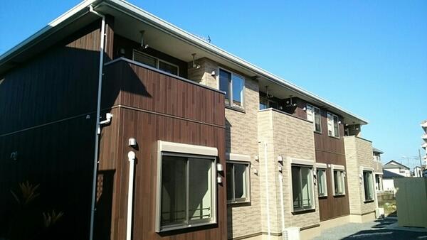 四街道市和良比のアパート