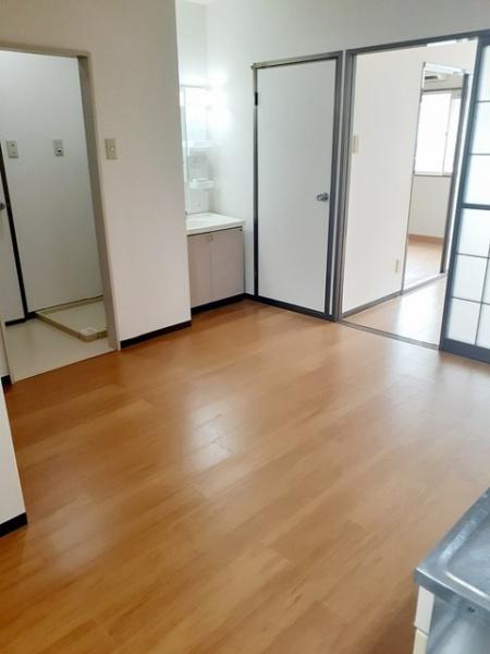 佐倉市城のアパート(リビング)