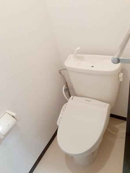 佐倉市城のアパート(トイレ)