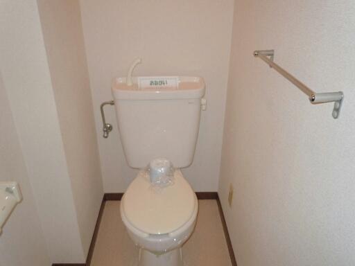 八街市八街ほのアパート(トイレ)