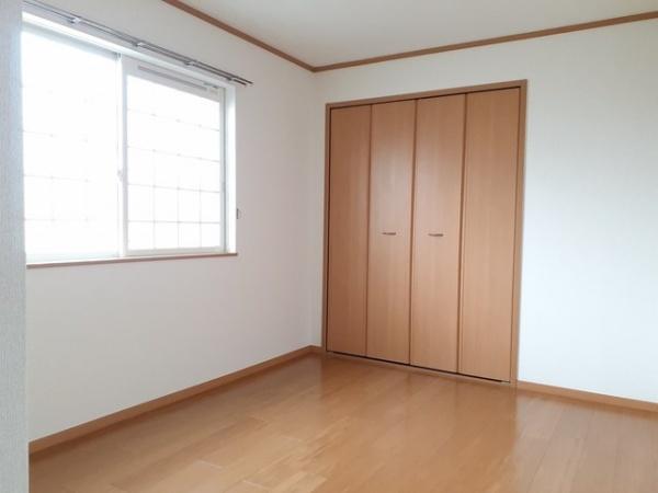 八街市八街ろのアパート(洋室)