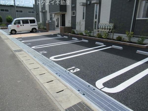 佐倉市寺崎北6丁目のアパート(駐車場)