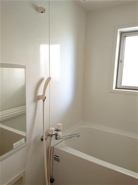 佐倉市下志津のアパート(バス)