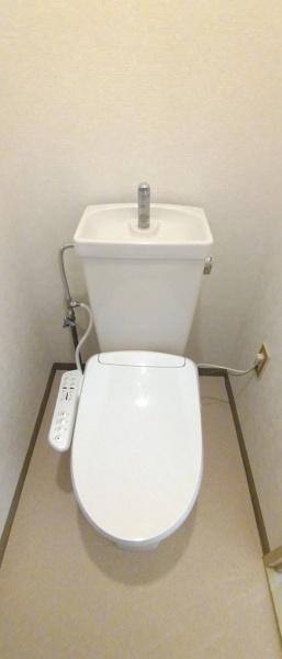 四街道市鹿渡のアパート