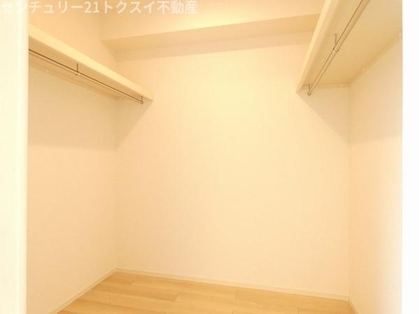 八街市八街ほのアパート