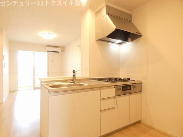 八街市八街ほのアパート