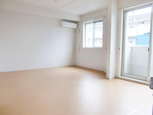 佐倉市城内町のアパート