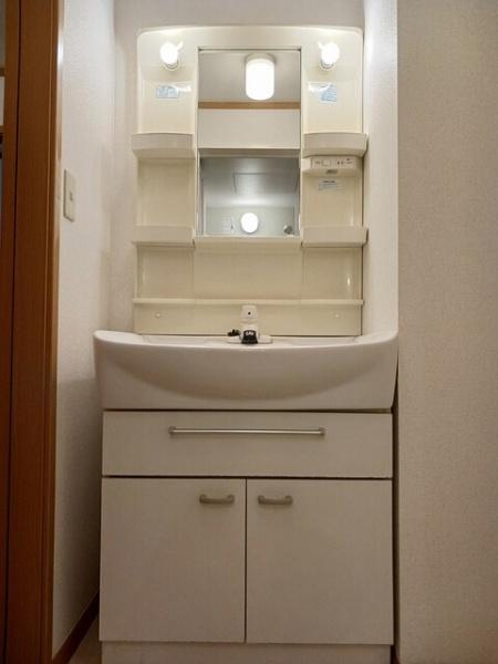 八街市文違のアパート