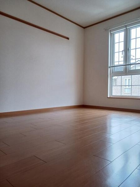 八街市文違のアパート