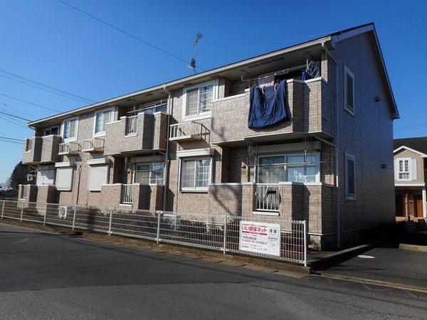 八街市文違のアパート