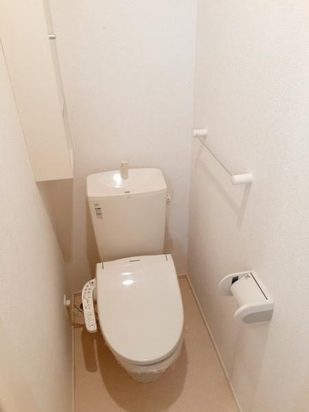 佐倉市六崎のアパート(トイレ)