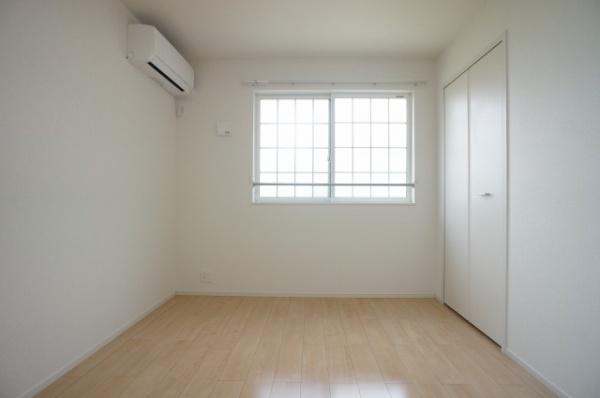 佐倉市石川のアパート(洋室)