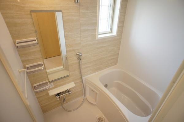 佐倉市石川のアパート(バス)