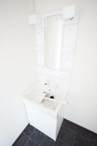 四街道市四街道１丁目のアパート