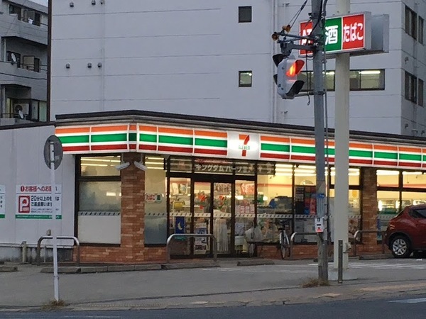 ヴィラ城東(セブンイレブン佐倉栄町店)