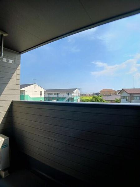 四街道市鹿渡のアパート