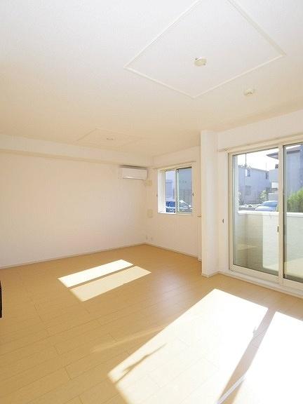 佐倉市城内町のアパート