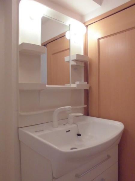 四街道市大日のアパート