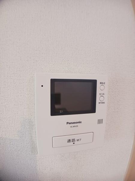 四街道市南波佐間のアパート