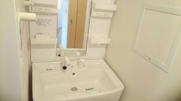 成田市宗吾３丁目のアパート