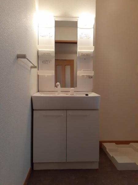 四街道市鹿放ケ丘のアパート