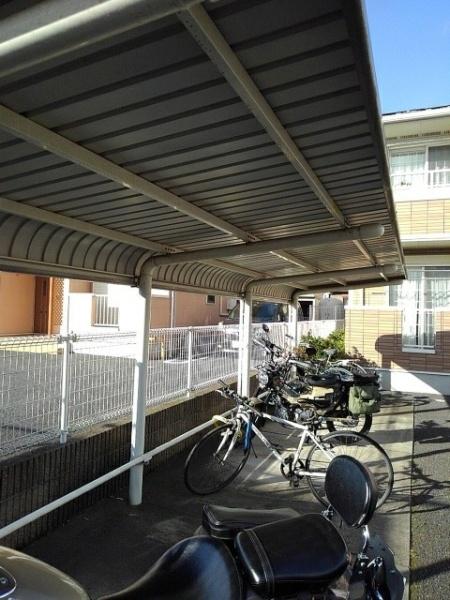 四街道市鹿放ケ丘のアパート