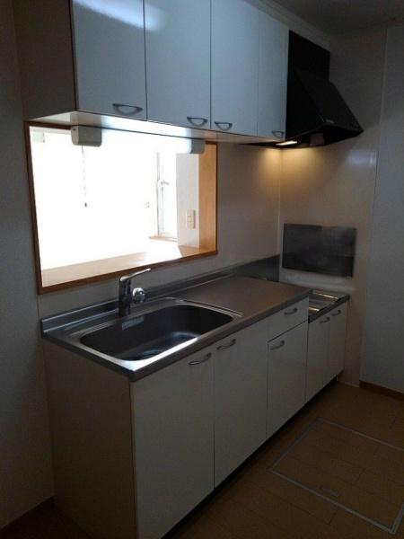 四街道市鹿放ケ丘のアパート