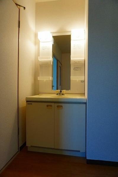 四街道市四街道２丁目のアパート