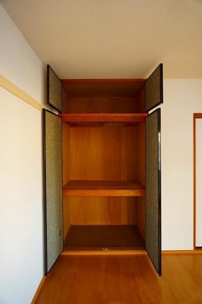 四街道市四街道２丁目のアパート