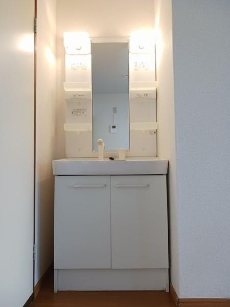 八街市八街ほのアパート