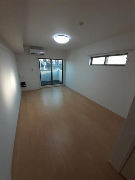 成田市飯仲のアパート