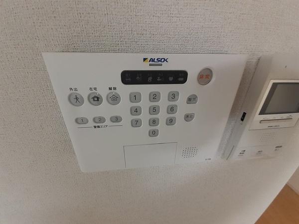 成田市飯仲のアパート